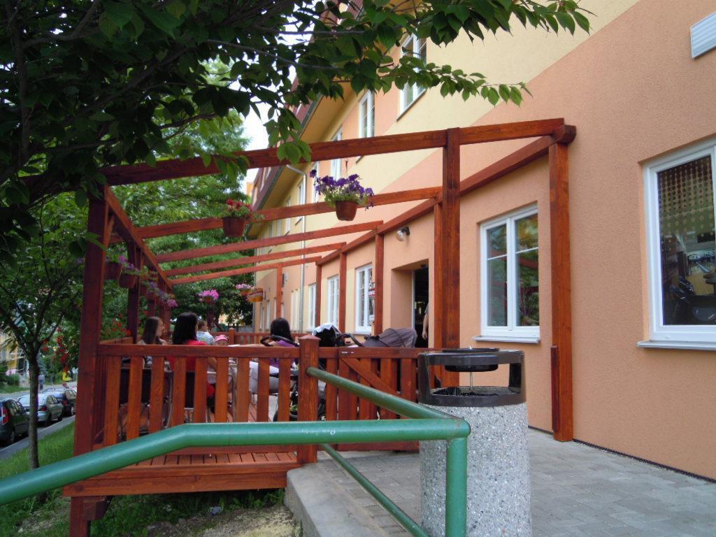 Penzion Mova Kadan Exterior photo